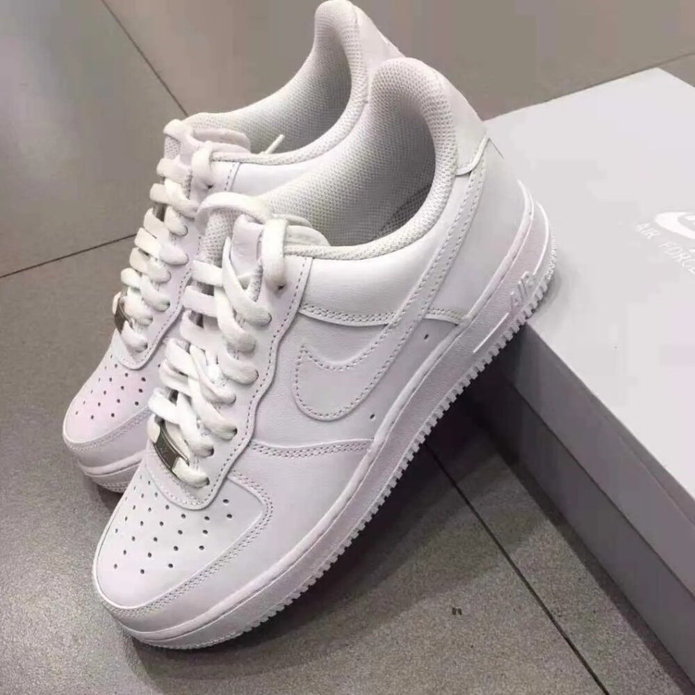Men's White Nike Air Force 1 Sneakers